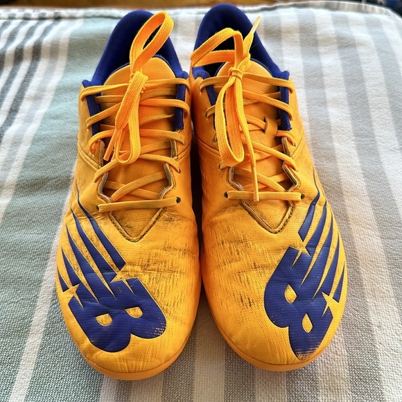 Kid’s New Balance FURON Soccer Cleats - Picture 2 of 5